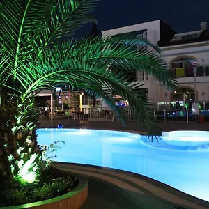 forum-residence-hotel.aegeanhotels.net/